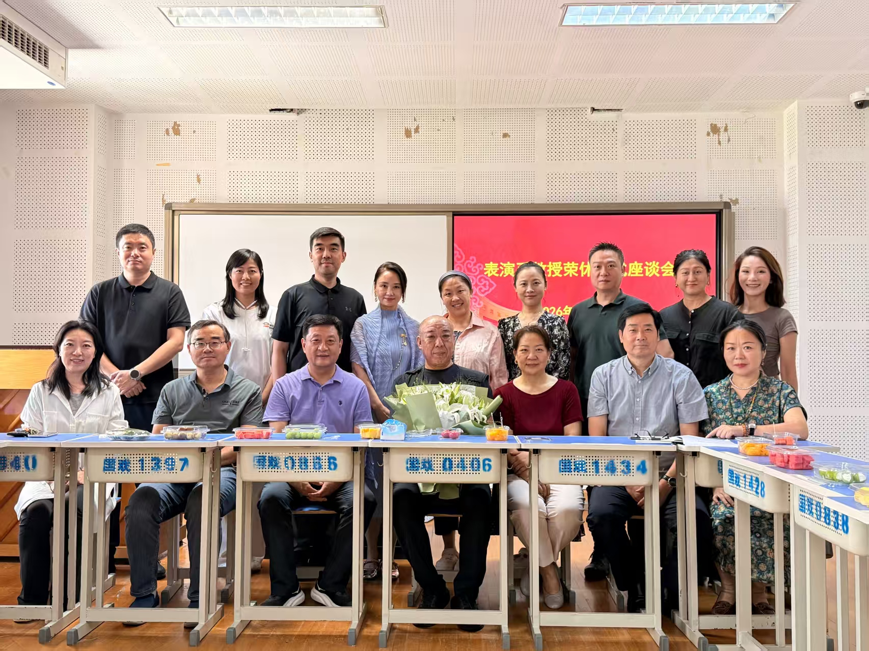 bccf13405abdd3d2d1751751da692144.jpg